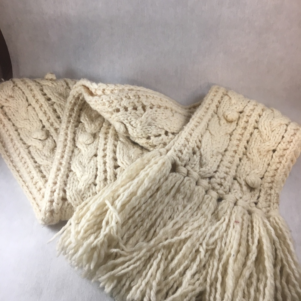 womans scarf